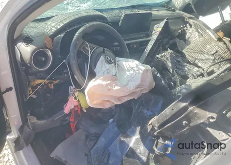 2021 Kia Forte Fe z USA, uszkodzony, nr VIN 3KPF24AD8ME347988